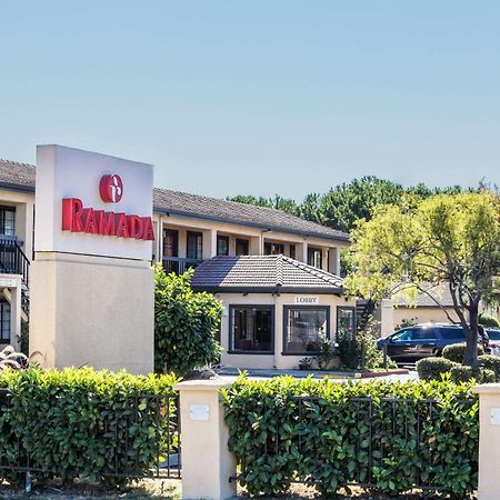 Ramada By Wyndham Mountain View Hotel Eksteriør billede