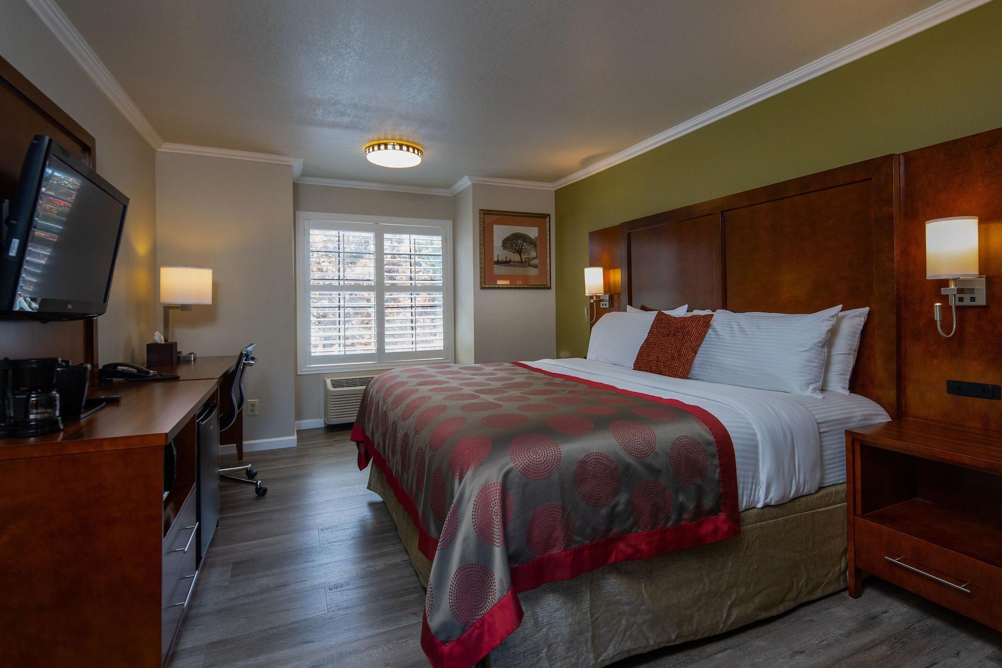 Ramada By Wyndham Mountain View Hotel Eksteriør billede